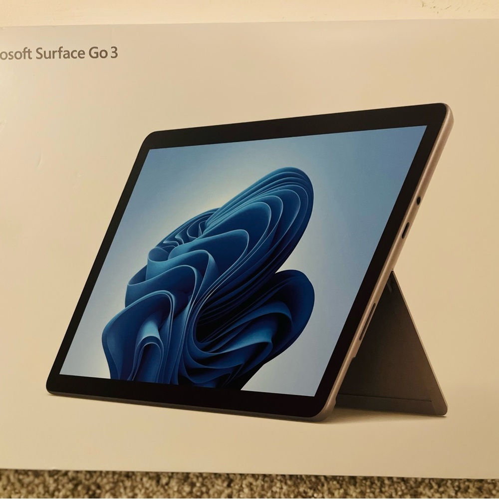 Surface Go 3 w/64 GB